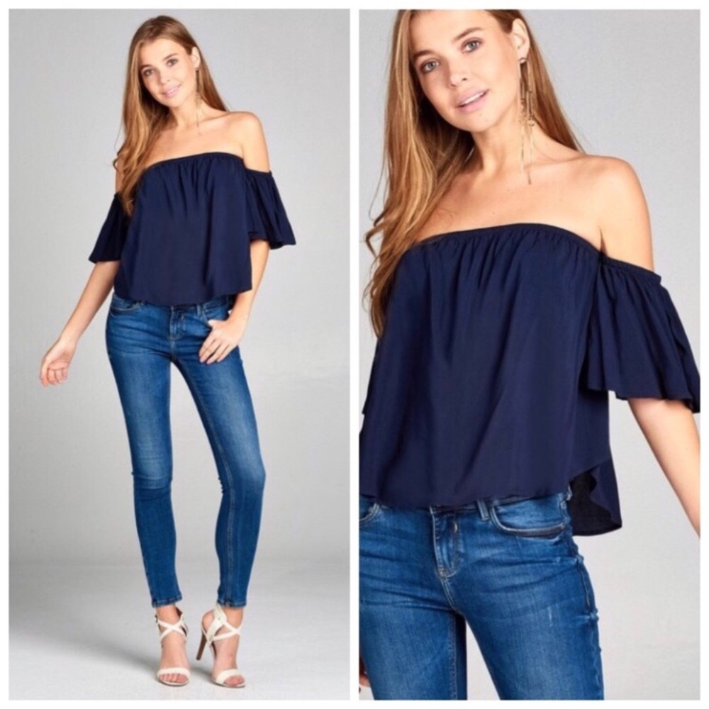 ☀️Navy Off The Shoulder Top☀️